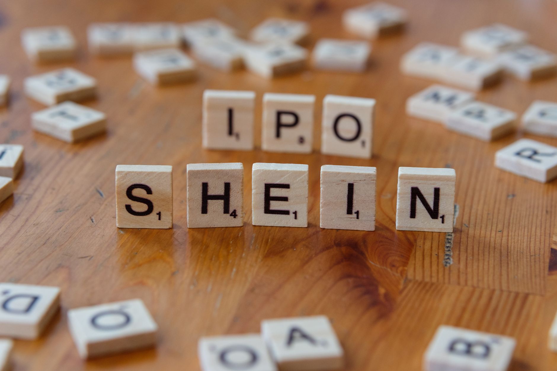 Om Galaxy IPO